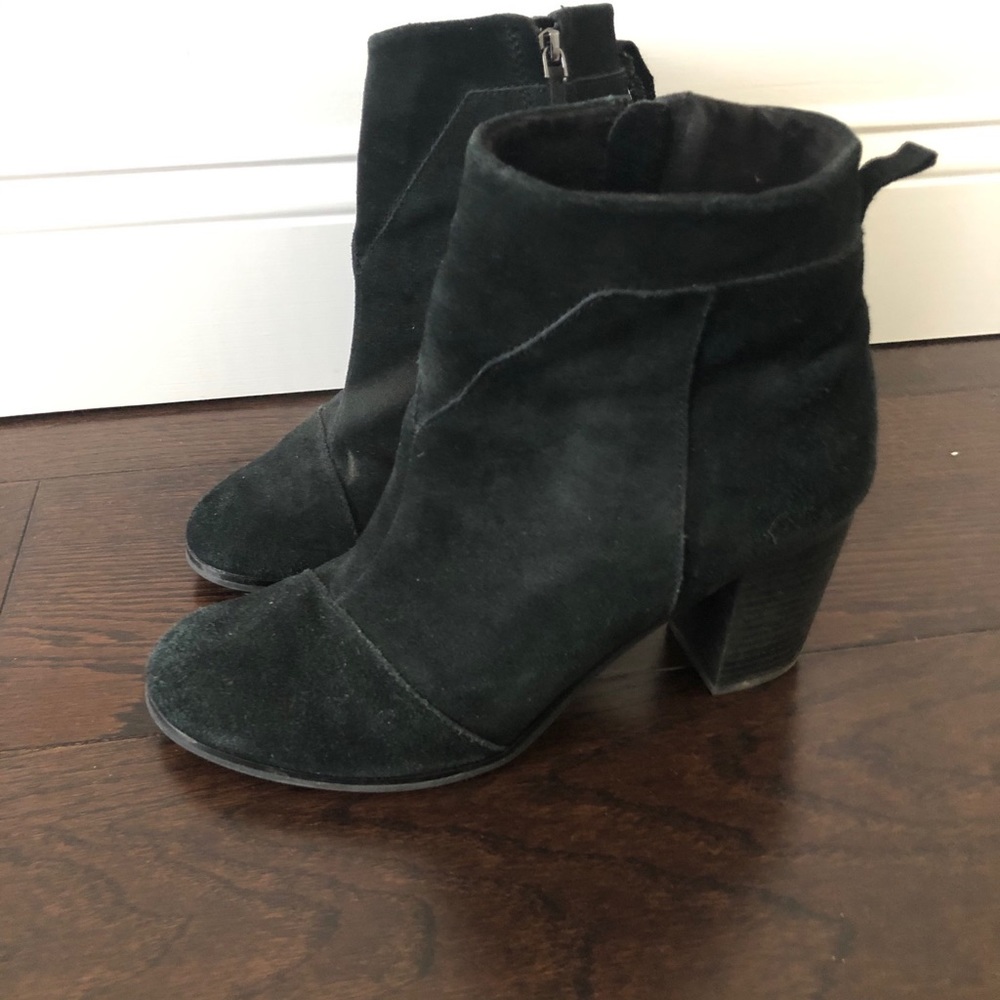 Toms Black Suede Booties